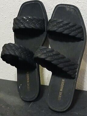 Steve Madden Black Bohemia Braided Flat Sandals Size 8M